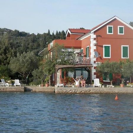Apartments By The Sea Blace, Neretva Delta - Usce Neretve - 16068 Esterno foto