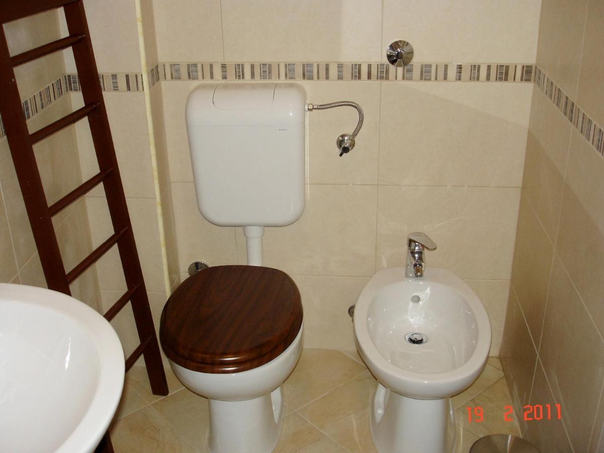 Apartments By The Sea Blace, Neretva Delta - Usce Neretve - 16068 Esterno foto